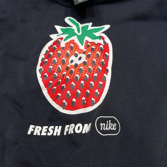 Nike Fresh From Strawberry Graphic Sweatshirt Embroidered Cropped Crew Neck XS - Picture 4 of 9